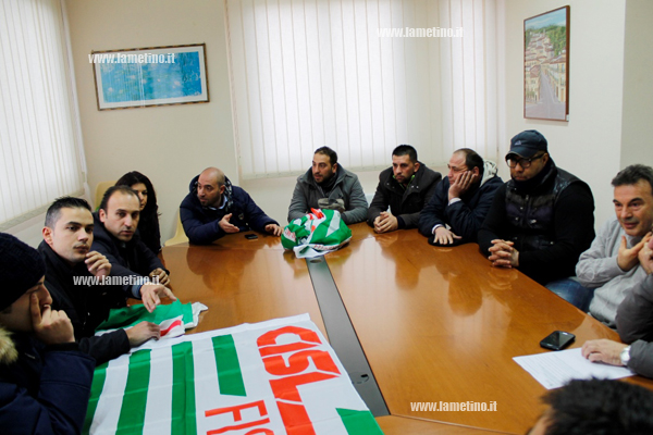 Lamezia: Speranza incontra lavoratori Ciarapanì per discutere su preavviso licenziamenti 