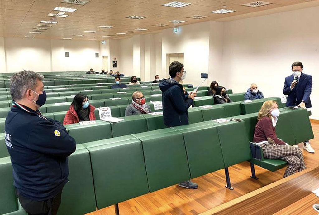 Spirlì incontra dirigenti e insegnanti: “Pronti a ottimizzare l'ordinanza regionale” 