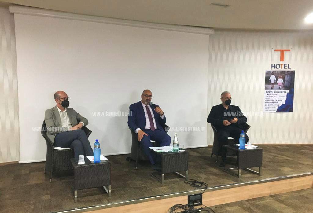 Lamezia, presentato progetto "Popolari in rete della Calabria". Ex ministro Mauro: "Calabria ha subito mille tradimenti. Guardiamo alla concretezza"