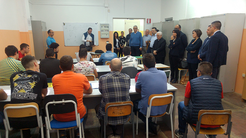 Lamezia: vescovo Cantafora, Randstad e Consorzio Elis incontrano giovani meccanici calabresi