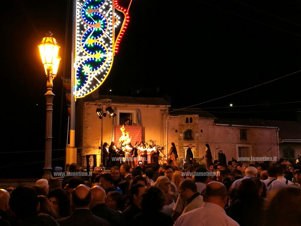 incoronazione-madonna-conflenti-2016_3.jpg