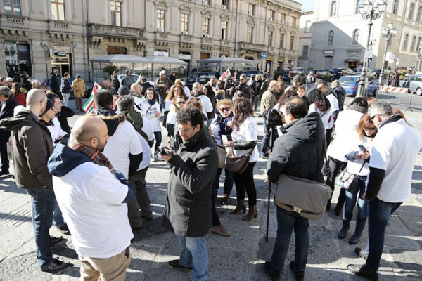Lamezia: Lettera aperta di un dipendente Infocontact al presidente Oliverio