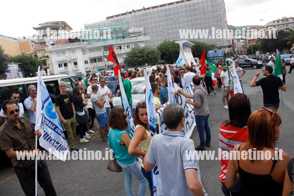 infocontact-protesta-3.jpg