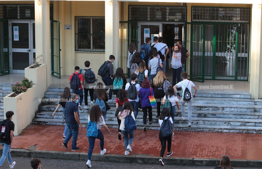 inizio-scuola-2020-lamezia.jpg