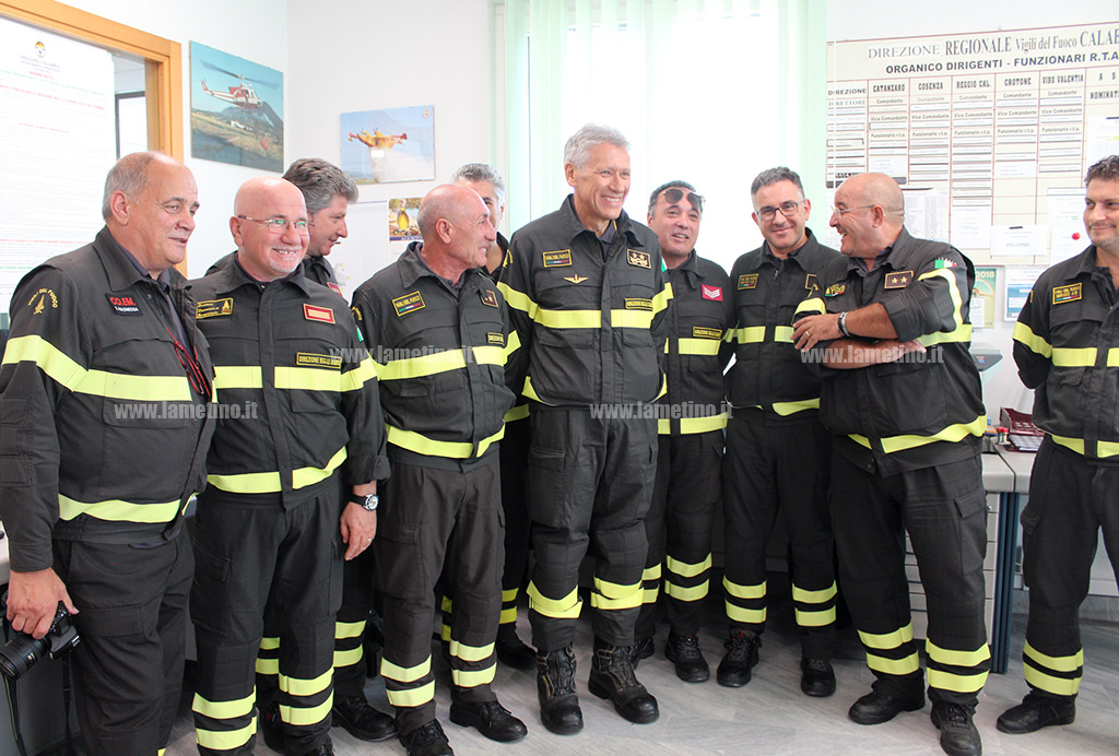 Vigili del fuoco, si insedia il nuovo direttore regionale Ghimenti: “Fare squadra e puntare sulla prevenzione” - VIDEO