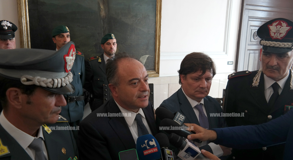intervista-gratteri-conferenza-stampa-26-ottobre.jpg