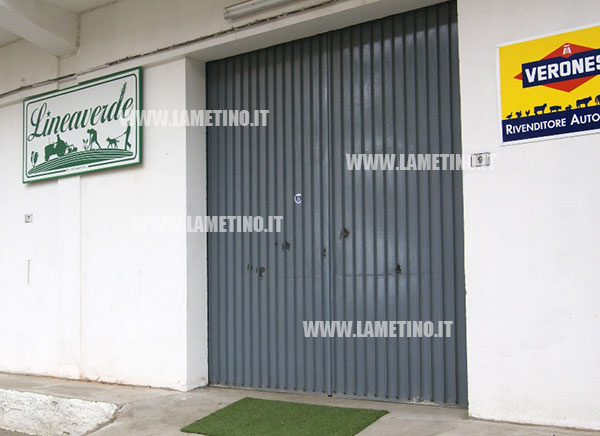 Lamezia: Intimidazione di Capodanno ad attività commerciale
