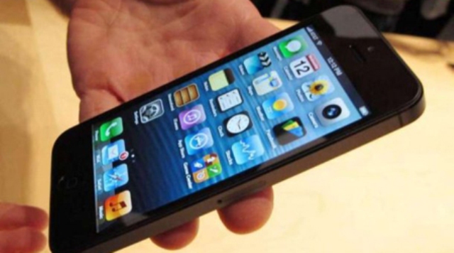 Localizzato grazie all'iphone rubato, denunciato 32enne a Rende