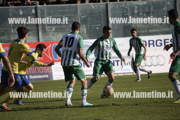 Calcio: Vigor Lamezia pareggia al D’Ippolito con l’Ischia