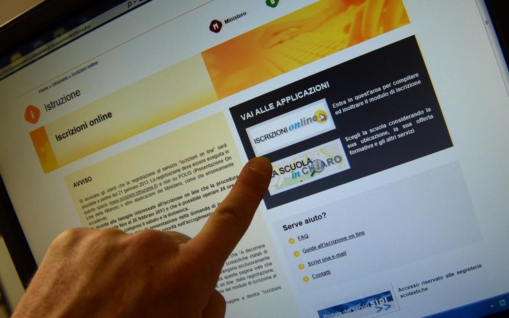 Scuola: iscrizioni online, dal 9 gennaio aperta la registrazione 