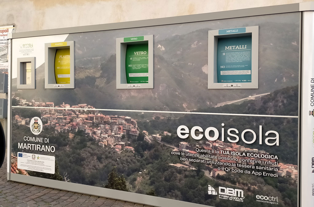 isola-ecologica-martirano_da74d.jpg