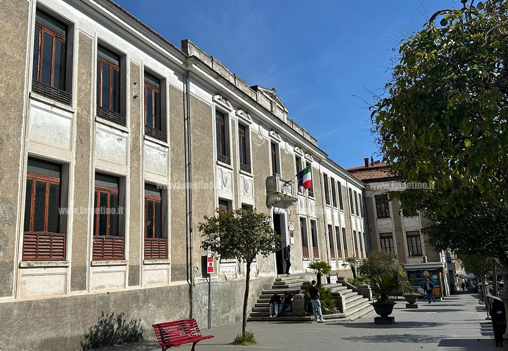 istituto-maggiore-perri-9-aprile-20246.40_6bc51.jpg