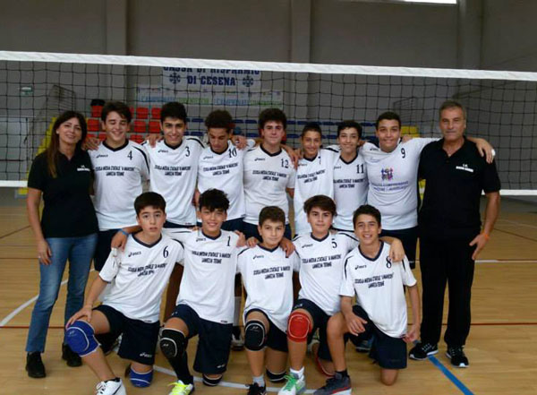 Terzo posto per l'Istituto Manzoni-Augruso ai campionati studenteschi di pallavolo