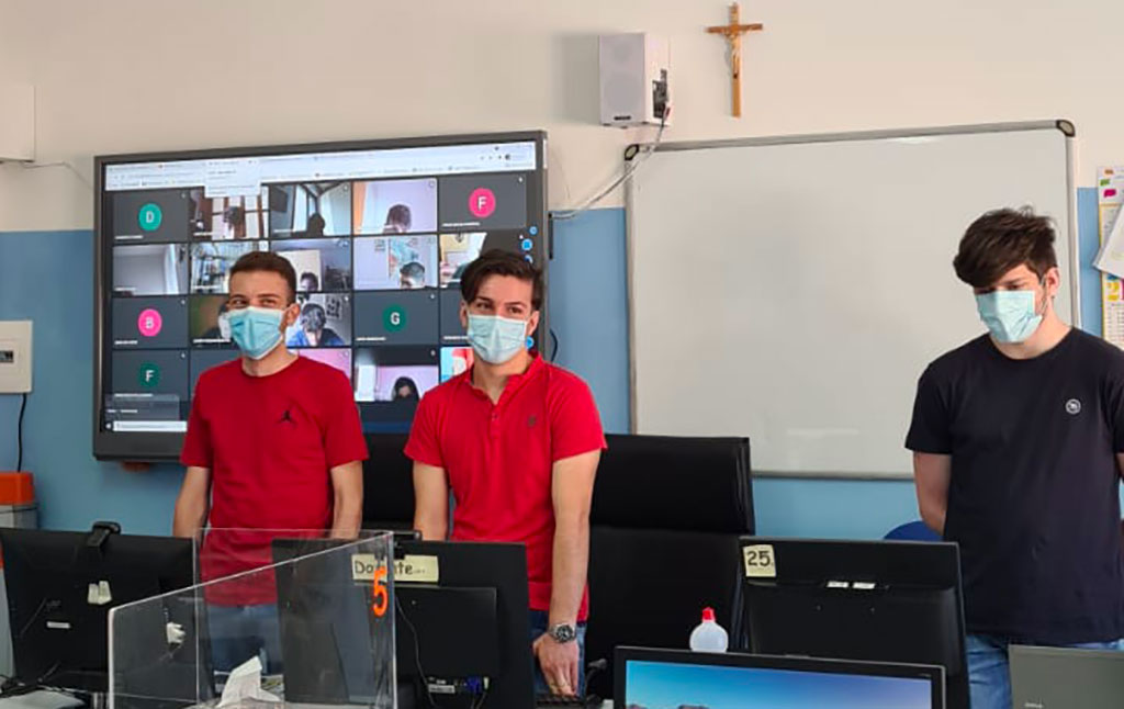 Lamezia, all’Ite Valentino De Fazio i ragazzi raccontano il “Bilancio socio-ambientale delle Terme di Caronte”