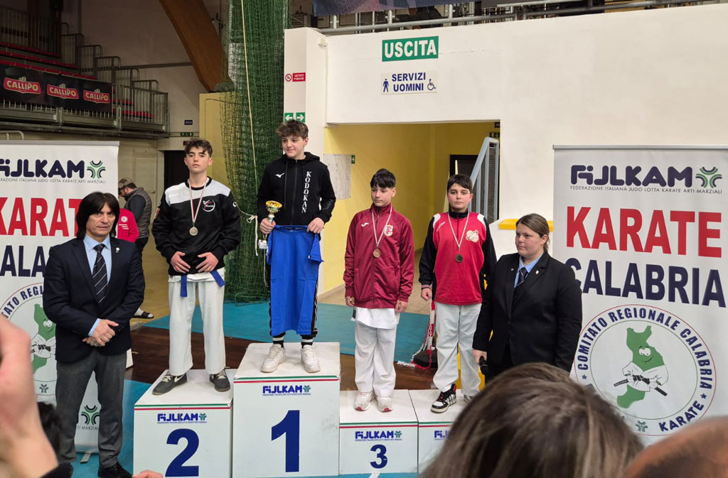 karate-20.13.50_20bb4.jpg