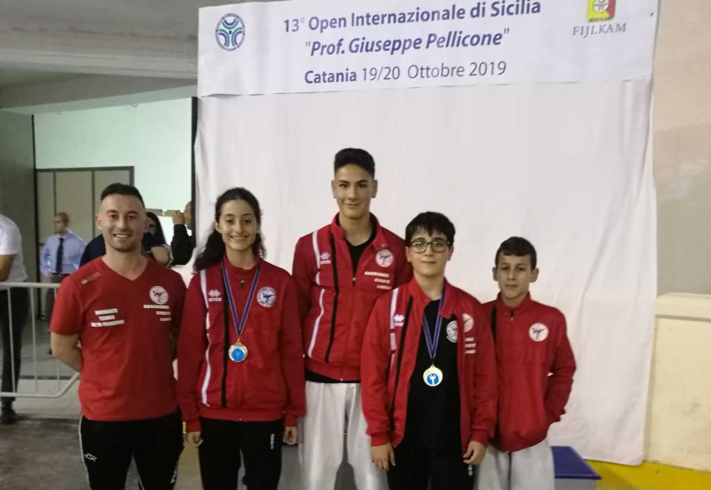 karate-lamezia-premiazione-21102019.jpg
