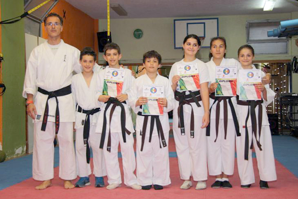 Lamezia: Karate, sei nuove cinture nere 