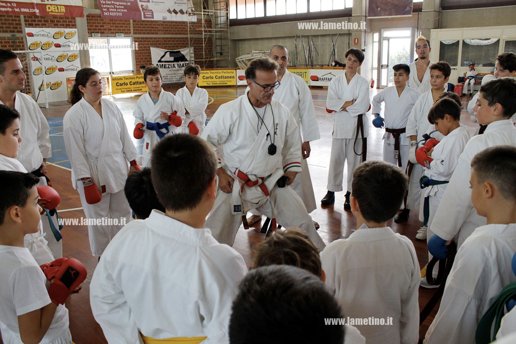 Lamezia, stage internazionale di karate al palazzetto dello sport