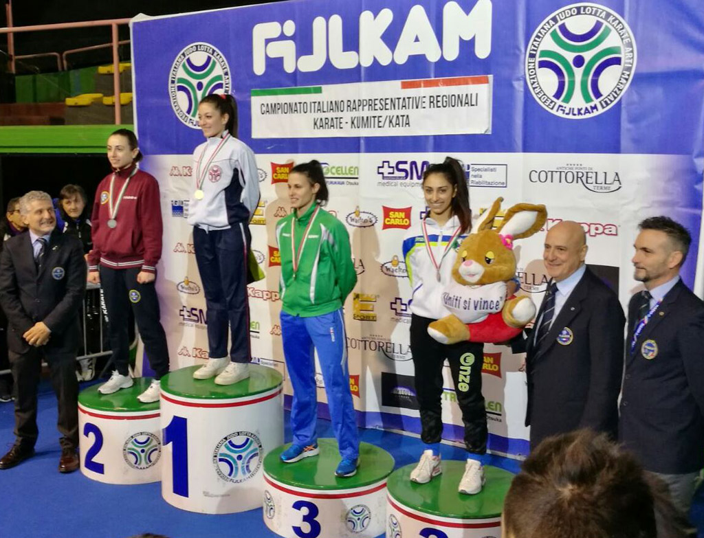 Coppa Italia per regioni di karate, bronzo per la lametina Antonella Martino