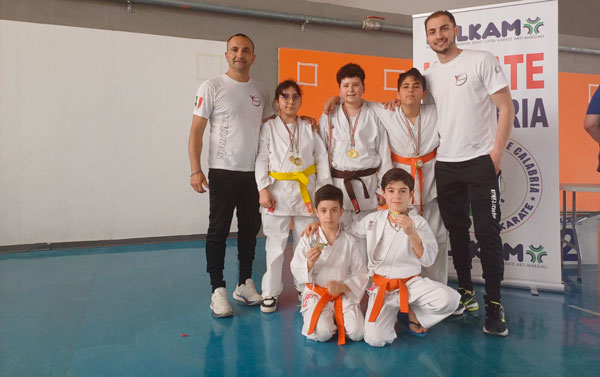 karate4_7d5ed.jpg