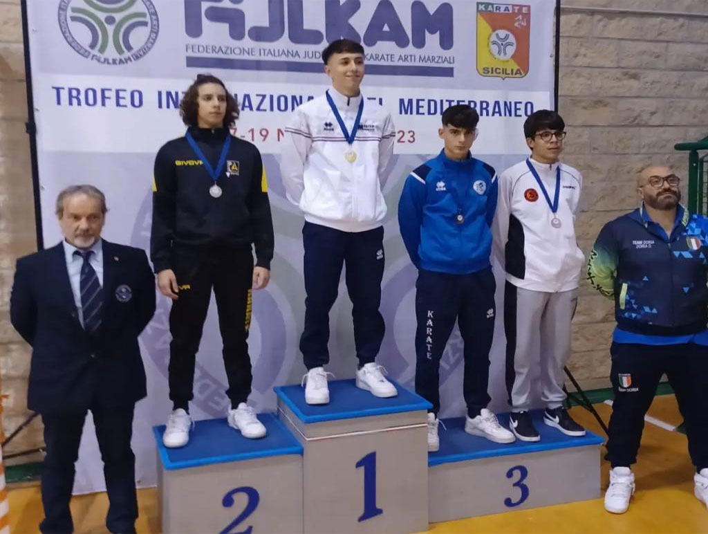 karate9c7c2_6c130.jpg