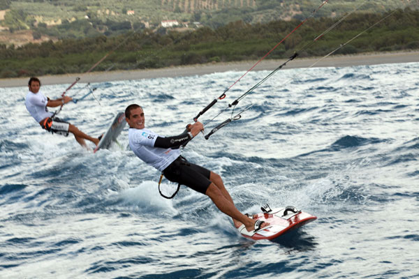 Calabria, Kitesurf: Vincono Giovannelli e Piscopo. Secondo posto per lametina Puteri