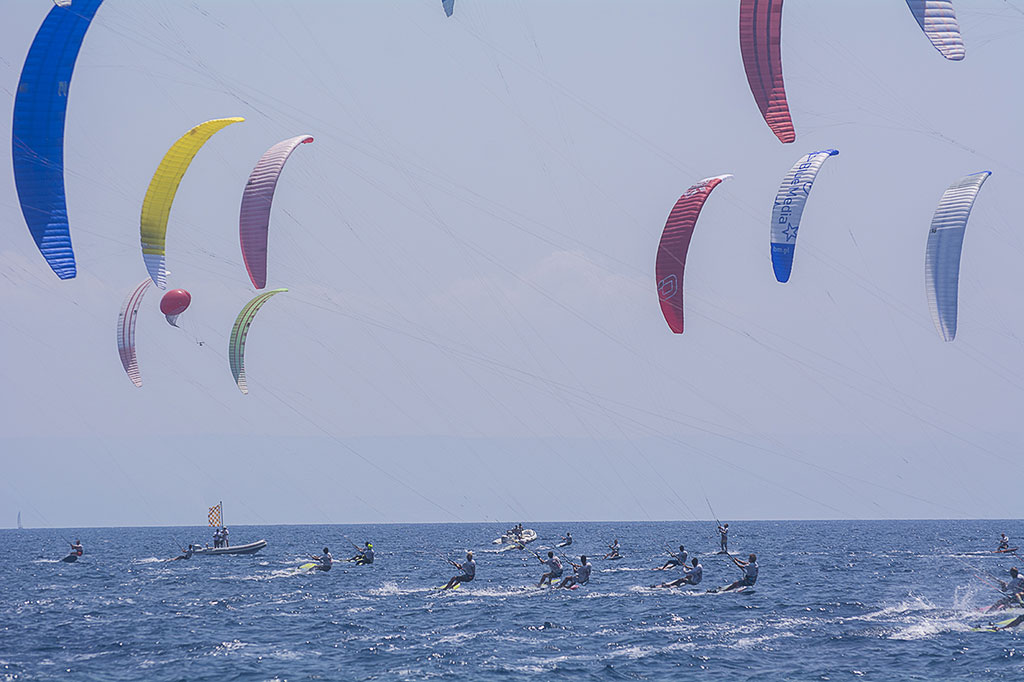 kitesurf a Gizzeria, oggi la finalissima per il titolo mondiale assoluto