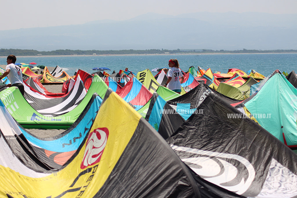 kitesurf.jpg
