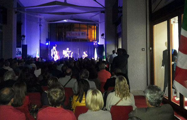 l-unita-festa-bennato.jpg