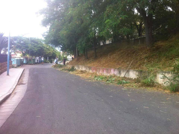 Lamezia: Via erbacce e rifiuti nel quartiere Bella ad opera di volontari