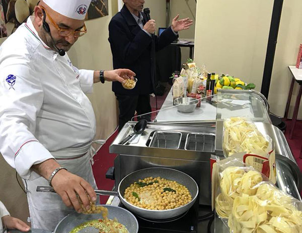 Al Sol&Agrifood di Verona protagonista la cucina calabrese, nello showcooking “Lagana e ceci” con olio Dop Lamezia