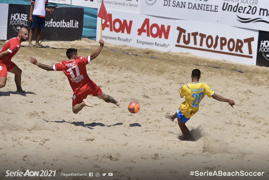 Finisce 4-6 la gara tra Lamezia Beach Soccer e B-Point Napoli