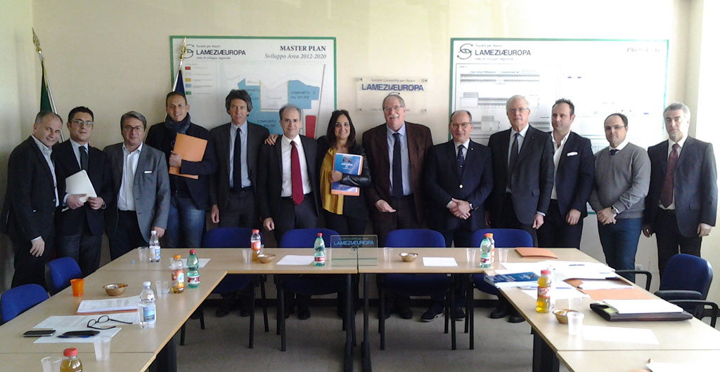 Lameziaeuropa: richiesto a Regione inserimento porto turistico e collegamento diretto A3 nel piano trasporti