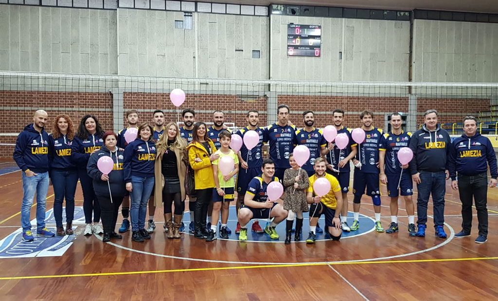 Rotonda vittoria della Raffaele Lamezia contro Provolley Crotone nel segno della prevenzione