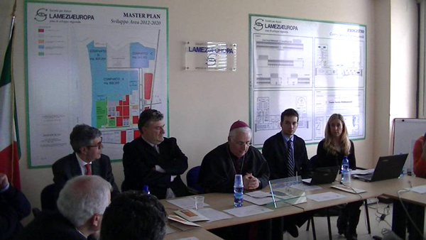 lameziaeuropa-workshop-su-credito-2014-2.jpg