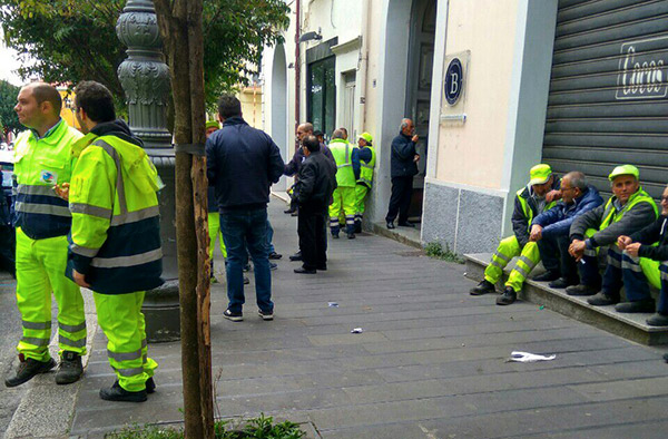 lavoratori-multiservizi-2.jpg