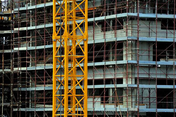 Lavoratori senza contratto in cantieri edili, 3 denunce nel cosentino