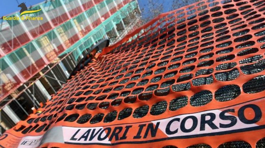 Bonus edilizi per lavori mai eseguiti, 3 denunciati e sequestro di 5,7 milioni di euro da Gdf Cosenza