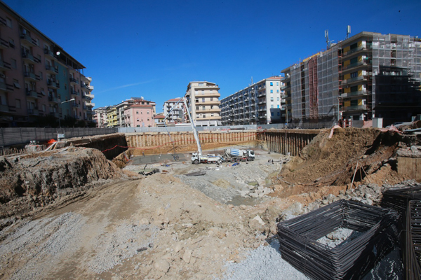 lavori-piazza-bilotti-cosenza-1.jpg