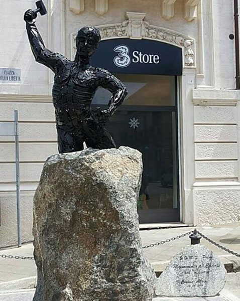 lavoro-monumento-palmi.jpg