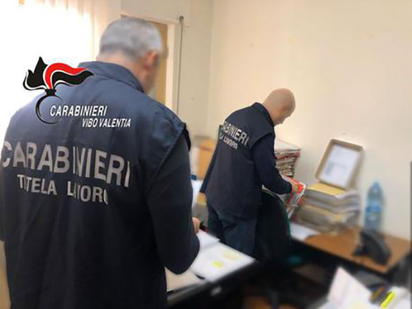 Percepivano reddito di cittadinanza ma lavoravano in nero, sanzioni nel vibonese 