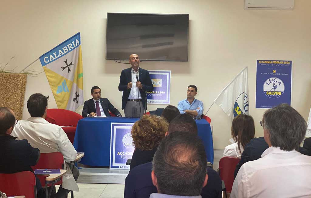 Lamezia, all'Accademia Federale Lega-Calabria ospite il senatore Pillon per giornata formativa su etica e politica