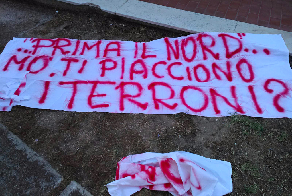 Salvini in Calabria, a Soverato striscioni di protesta