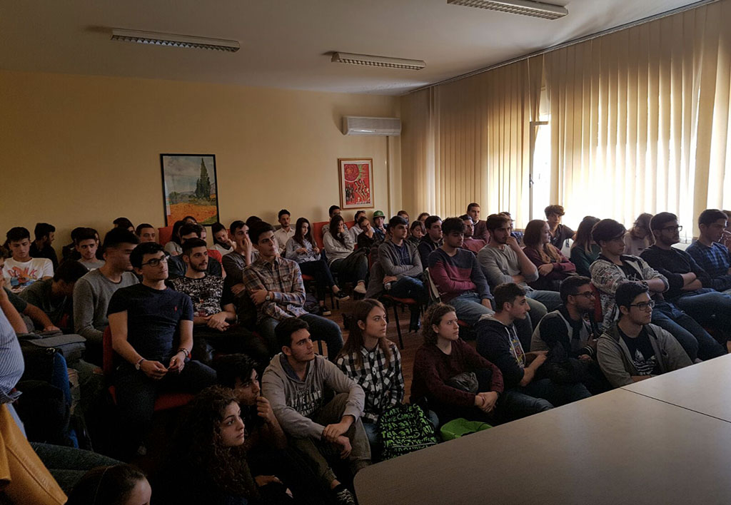  Lamezia: al via ciclo d'appuntamenti Leo Club e Avis al liceo Galilei