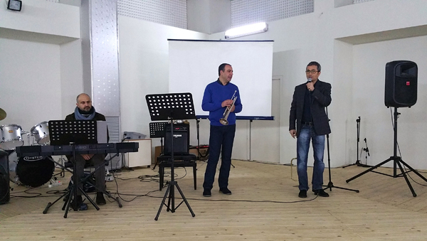 lezioni-musica-lamezia-perri-pitagora-scuola-2.jpg