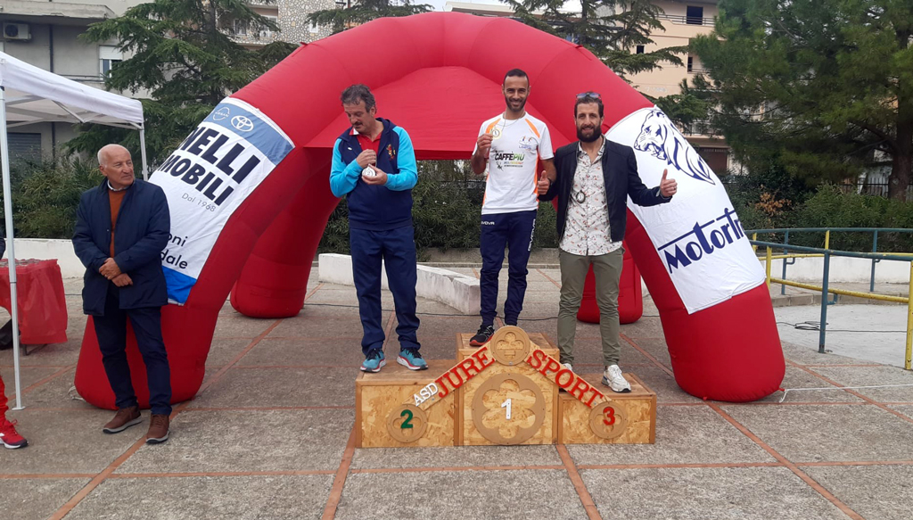 Atleti Libertas Lamezia a "Corri per un amico" di Rocca di Neto 