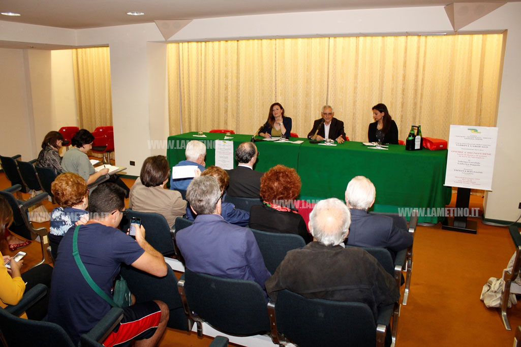 libro_onore3_dignitude1.jpg