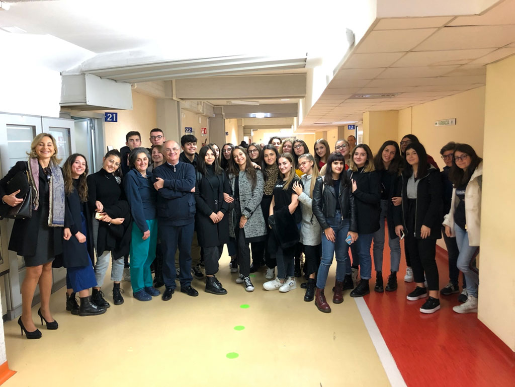 Lamezia, primo test dell’indirizzo Biomedico al liceo “Fiorentino”