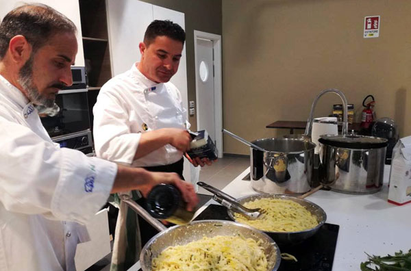 Il limone calabrese di Rocca Imperiale protagonista al “Fico Eataly World” di Bologna