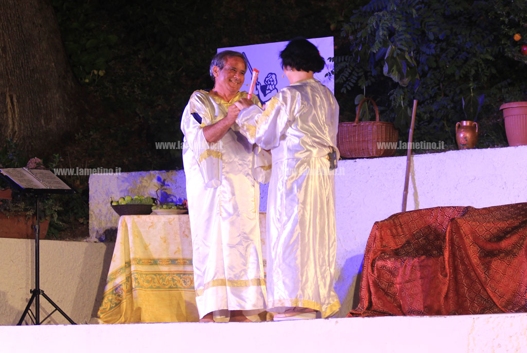 Lamezia, quinta edizione di "Liriche, note, e…": una serata all'insegna del teatro in vernacolo, premiati anche personaggi illustri e dello sport - VIDEO 